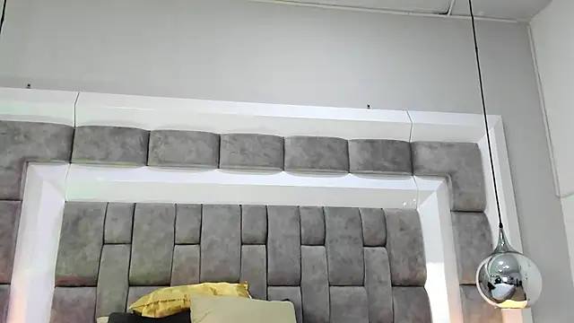 AnthonyAlso online show from November 7, 10:35 pm