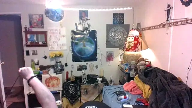 BobbyQ29 online show from December 18, 10:00 am