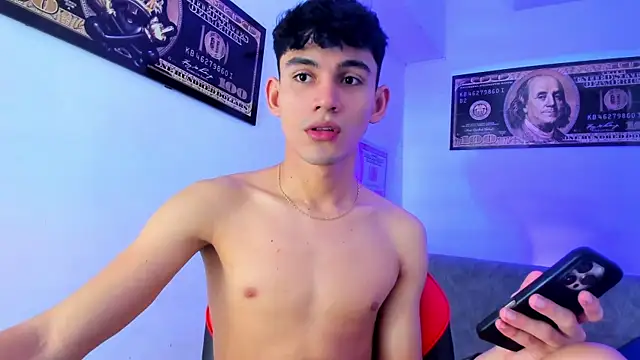 EstebanPerez  online show from January 12, 5:01 pm