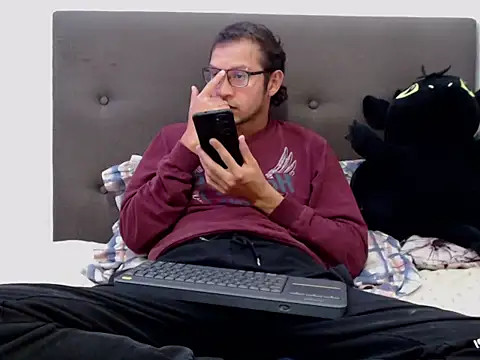 andy loverxx online show from February 14, 5:46 am