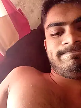 Snapshot of aditya2004_ chatting on December 15, 7:24 am aditya2004  online show from December 15, 7:24 am