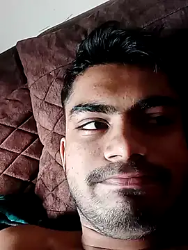 Snapshot of aditya2004_ chatting on December 10, 4:13 am aditya2004  online show from December 10, 4:13 am