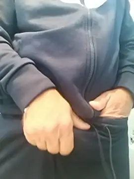 Snapshot of MATTIS11 chatting on October 16, 7:05 am MATTIS11 online show from October 16, 7:05 am