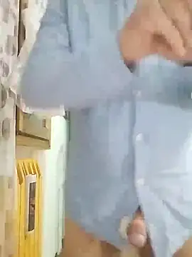 Snapshot of MATTIS11 chatting on March 12, 3:18 pm MATTIS11 online show from March 12, 3:18 pm