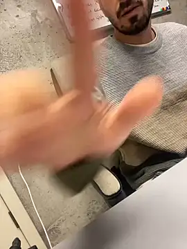 giorgakaci69 online show from October 14, 5:20 pm