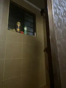 Muak  online show from February 2, 6:15 am