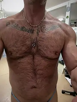 DaddySnowXX online show from April 1, 8:16 am