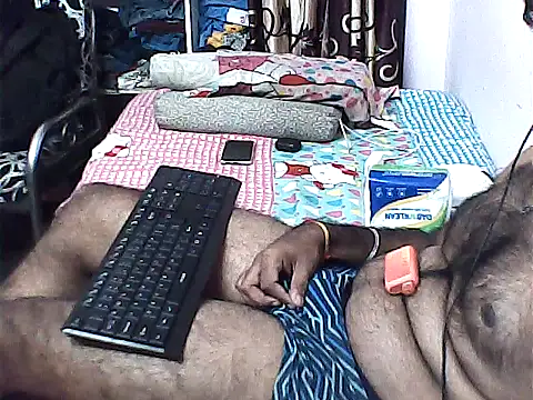 Snapshot of sanik_2428 chatting on October 10, 6:24 pm sanik 2428 online show from October 10, 6:24 pm