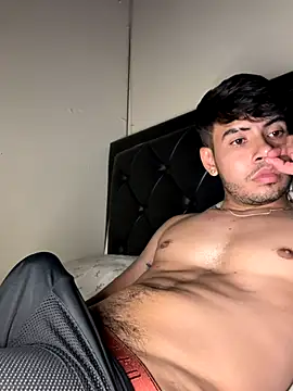 tom thick online show from October 28, 6:38 am