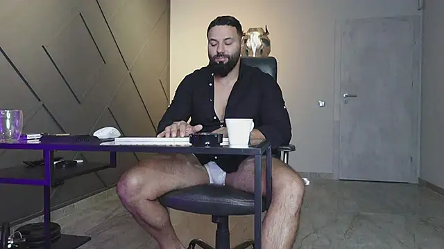 mattmasterss online show from September 29, 8:27 pm