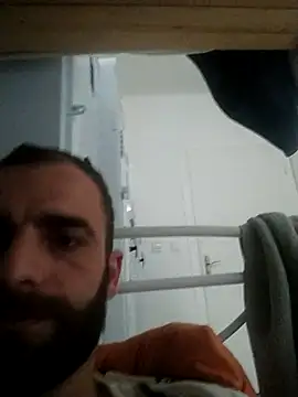 Snapshot of Antonio_Vatooo chatting on January 31, 8:22 pm Antonio Vatooo online show from January 31, 8:22 pm