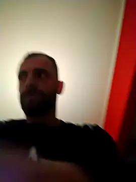 Snapshot of Antonio_Vatooo chatting on December 25, 2:14 am Antonio Vatooo online show from December 25, 2:14 am