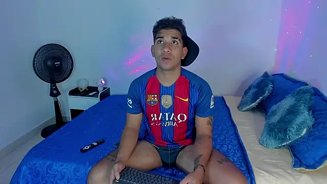 valentino santoss online show from February 9, 5:50 pm