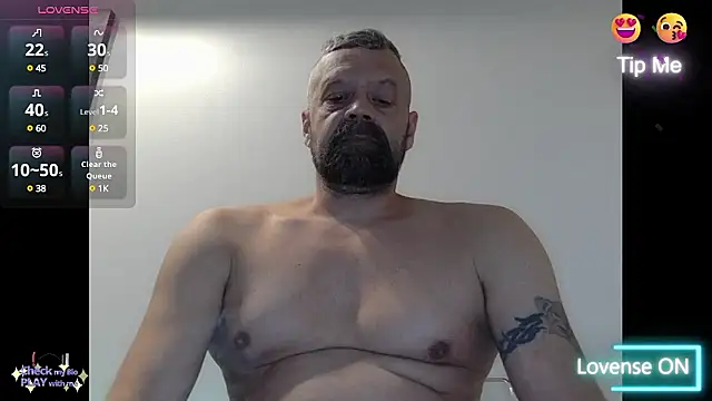 northman1977 online show from December 2, 3:45 pm