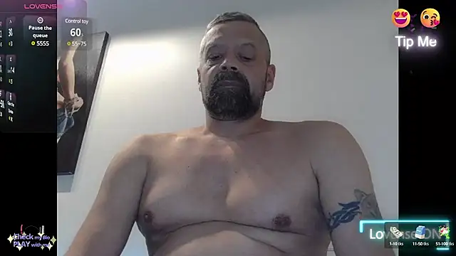 northman1977 online show from December 11, 4:37 pm