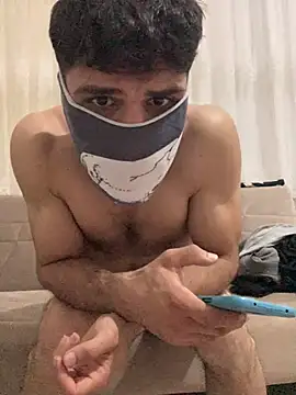 MuscleBoyy777 online show from January 30, 6:43 pm