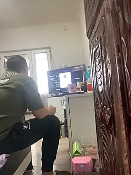 ionut9879 online show from October 18, 11:48 am