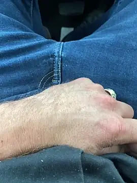 BIGWHITECOCKDOC36 online show from September 24, 5:44 pm