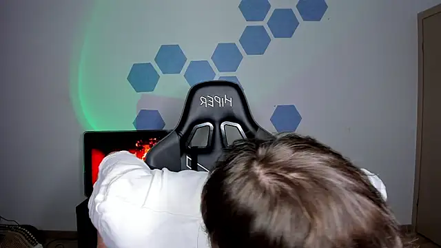 Chris Tyson online show from November 22, 7:35 pm