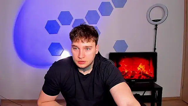 Chris Tyson online show from February 19, 9:06 am