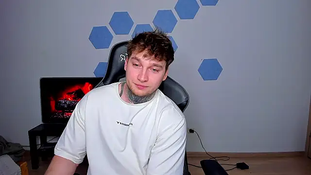 Chris Tyson online show from April 6, 9:59 pm