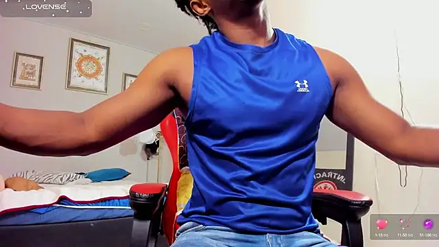 AlejoKhalifa  online show from October 14, 12:01 pm