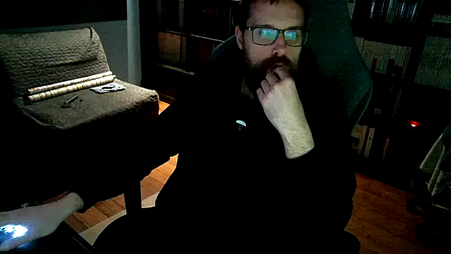 MeSteff online show from April 15, 7:03 pm