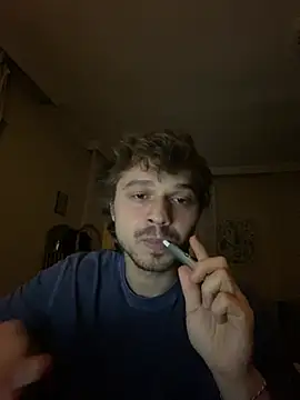 oguuxum online show from April 19, 10:45 pm