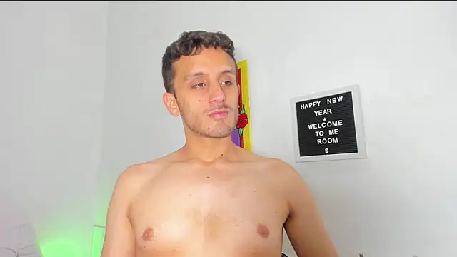 CorbinxHalle online show from January 6, 5:06 pm