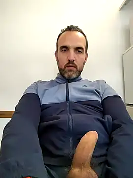 leon3875 online show from October 28, 3:36 pm