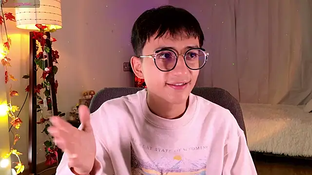 Snapshot of Mr_evan1 chatting on February 17, 1:21 pm Mr evan1 online show from February 17, 1:21 pm