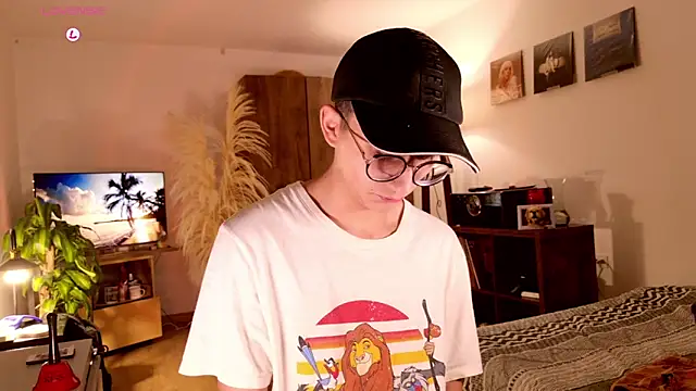 Mr evan1 online show from October 22, 5:05 pm