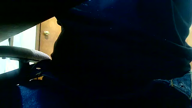 markluvskitty online show from February 5, 7:54 pm