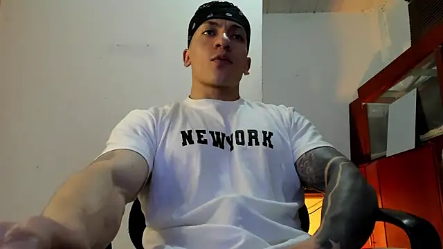 aquiles 51 online show from November 8, 8:45 pm