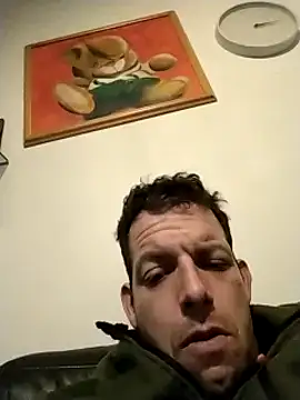 Snapshot of Knuffelstaaf123 chatting on January 11, 9:25 pm Knuffelstaaf123 online show from January 11, 9:25 pm