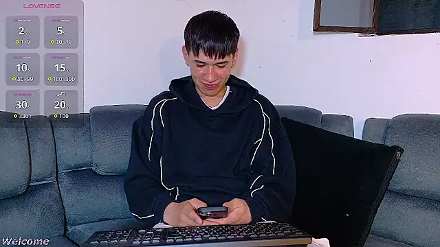 Mr daren  online show from January 12, 7:07 pm