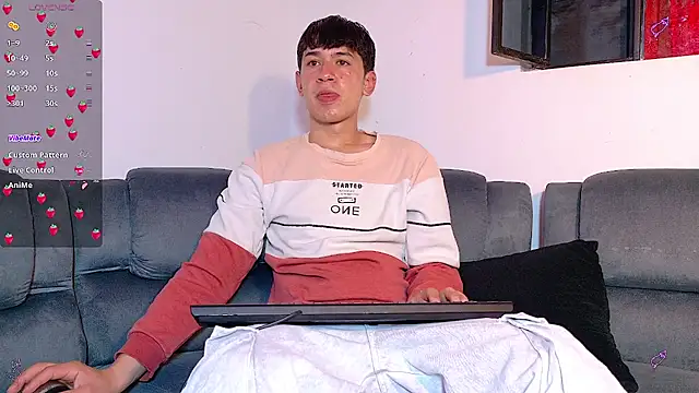 Mr daren  online show from October 17, 5:28 pm