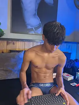 andrewortix online show from April 8, 8:17 pm