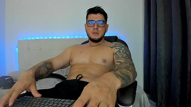 Teilor Creed online show from February 3, 3:04 am