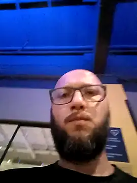 Bastian Gold online show from April 11, 6:55 pm