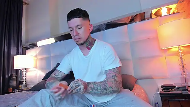 Adam tatto online show from October 3, 1:54 am