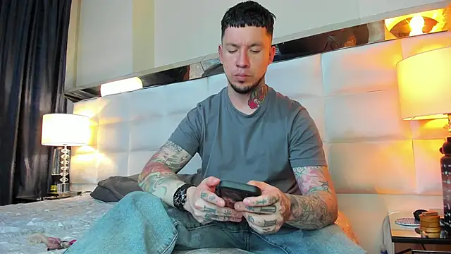 Adam tatto online show from October 5, 3:54 am