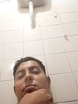 Snapshot of Pau_moreno23 chatting on February 16, 1:49 pm Pau moreno23 online show from February 16, 1:49 pm