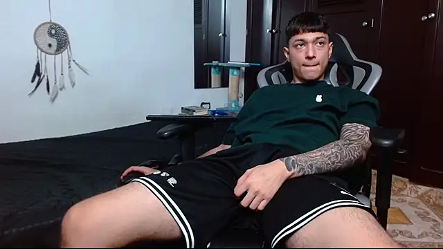 aaron blug online show from February 1, 11:48 pm