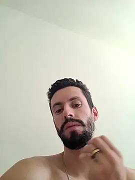 Snapshot of Diegosob8720 chatting on December 8, 3:24 pm Diegosob8720 online show from December 8, 3:24 pm
