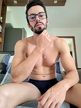 Snapshot of Diegosob8720 chatting on March 8, 3:11 pm Diegosob8720 online show from March 8, 3:11 pm