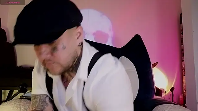 Ash gusbig online show from November 12, 3:23 am