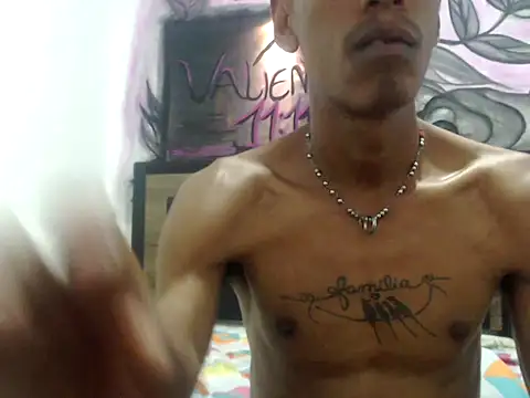 AlbertBigCock online show from April 25, 3:31 am