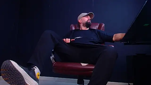 JackEthann online show from October 14, 5:03 am