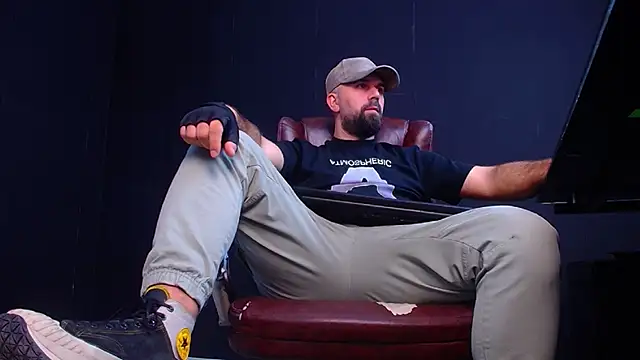 JackEthann online show from October 13, 5:02 am